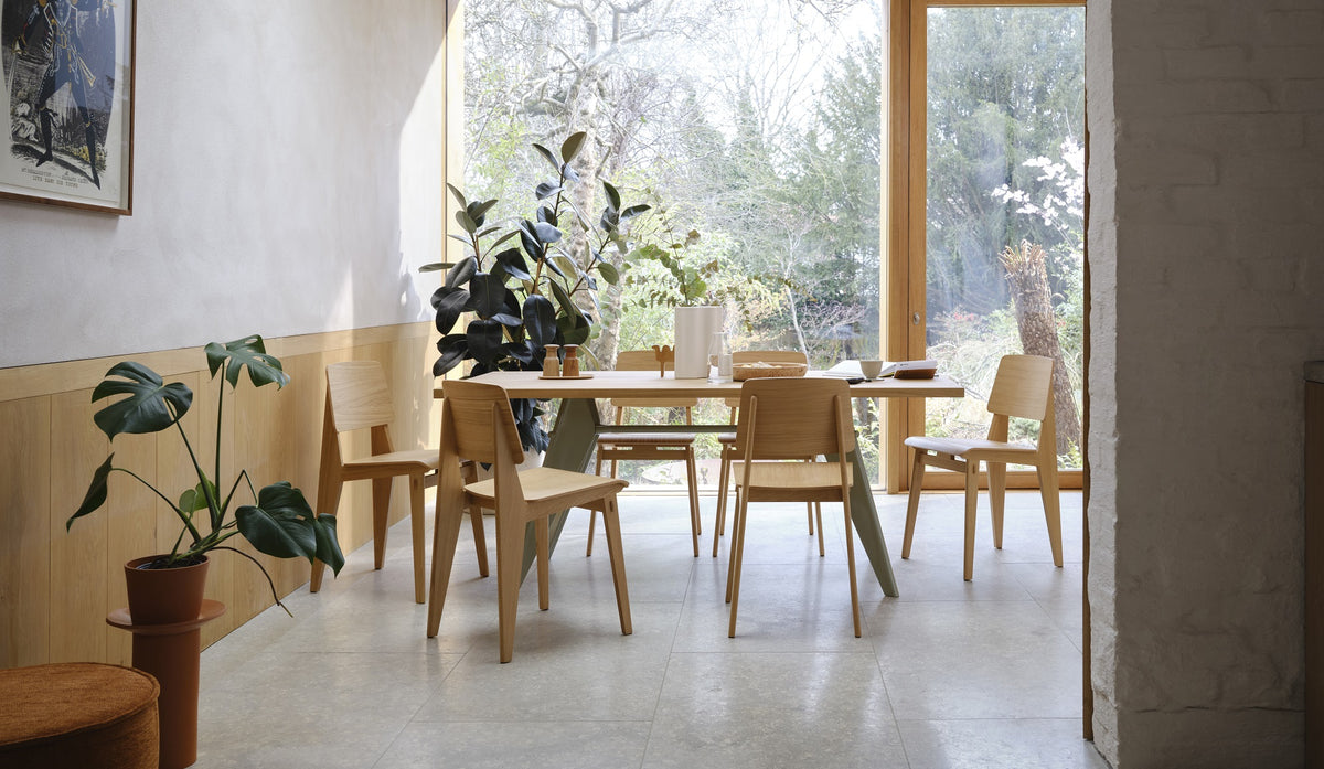 Vitra Universal Chairs - 環境、文化、用途を超えて – Vitra Online Shop Vitra Universal Chairs - 環境、文化、用途を超えて – Vitra Online Shop