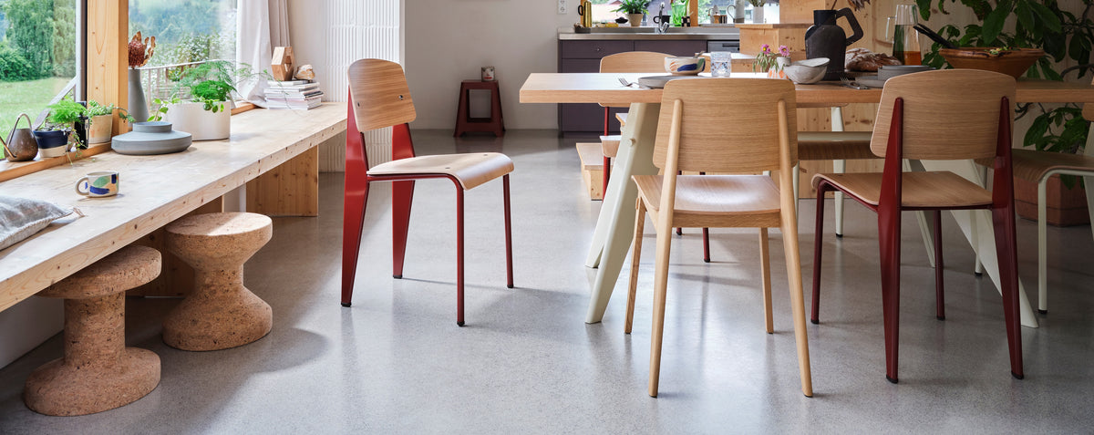 プルーヴェデザインと暮らす – Vitra Online Shop