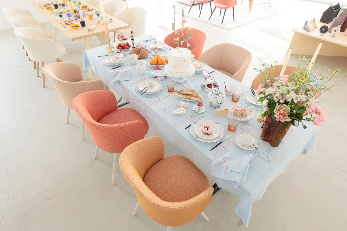 定価27万　HEM テーブル　julien renault HAY vitra 定価27万 HEM テーブル julien renault HAY vitra JULIEN