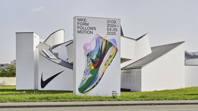 NIKEの展覧会 『Nike：Form Follows Motion』のグッズを限定販売