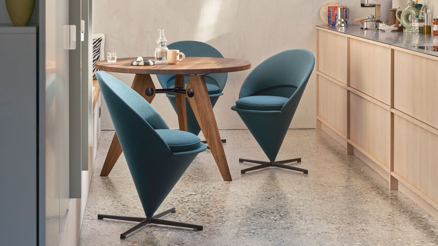 宇都宮でオシャレな家具を探すなら『オトワリバース！』vitra ヴィトラ ビザビチェア チェア ブラック×シルバー USED家具 中古品② vitra（ヴィトラ） ビザビチェア(visavis Chair) 一覧 - 中古オフィス